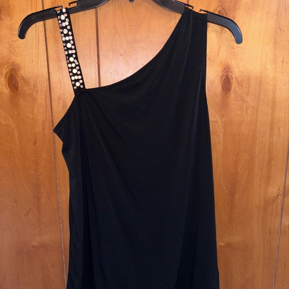 LOVINGLY WORN INC COLD SHOULDER TOP - Picture 2 of 5